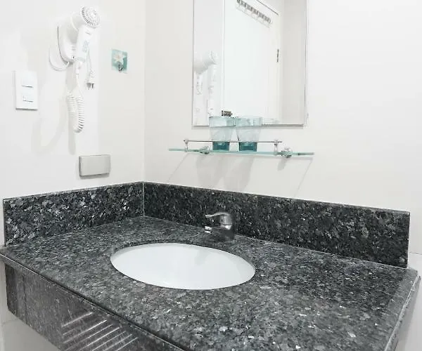 فندق Tivoli Garden Residences / 3802 - Cozy 2-br W/ Balcony For Big Groups